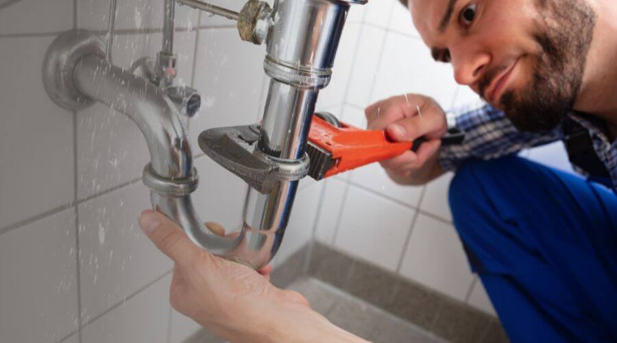 Professional same day plumber services in Golden Gate, IL